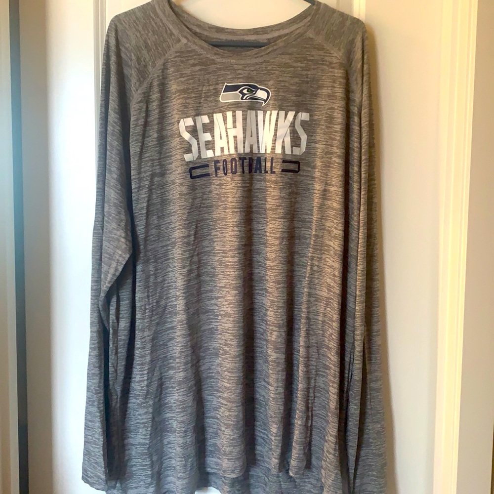 NWT Fanatics Majestic Seahawk long sleeve shirt
